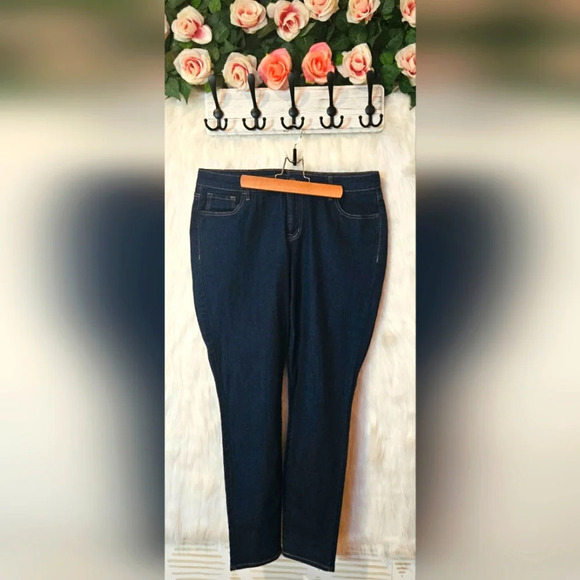 Old Navy Super Skinny Mid Rise Jeans - Picture 1 of 7